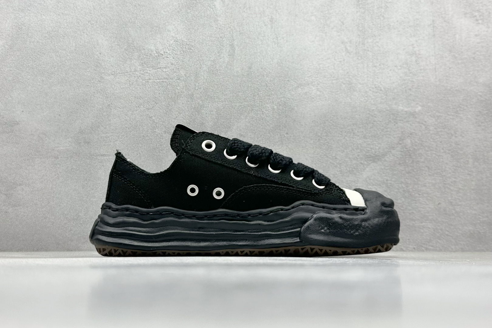 MMY / Maison MIHARA YASUHIRO Original Sole Canvas Low Sneakers Shoes
