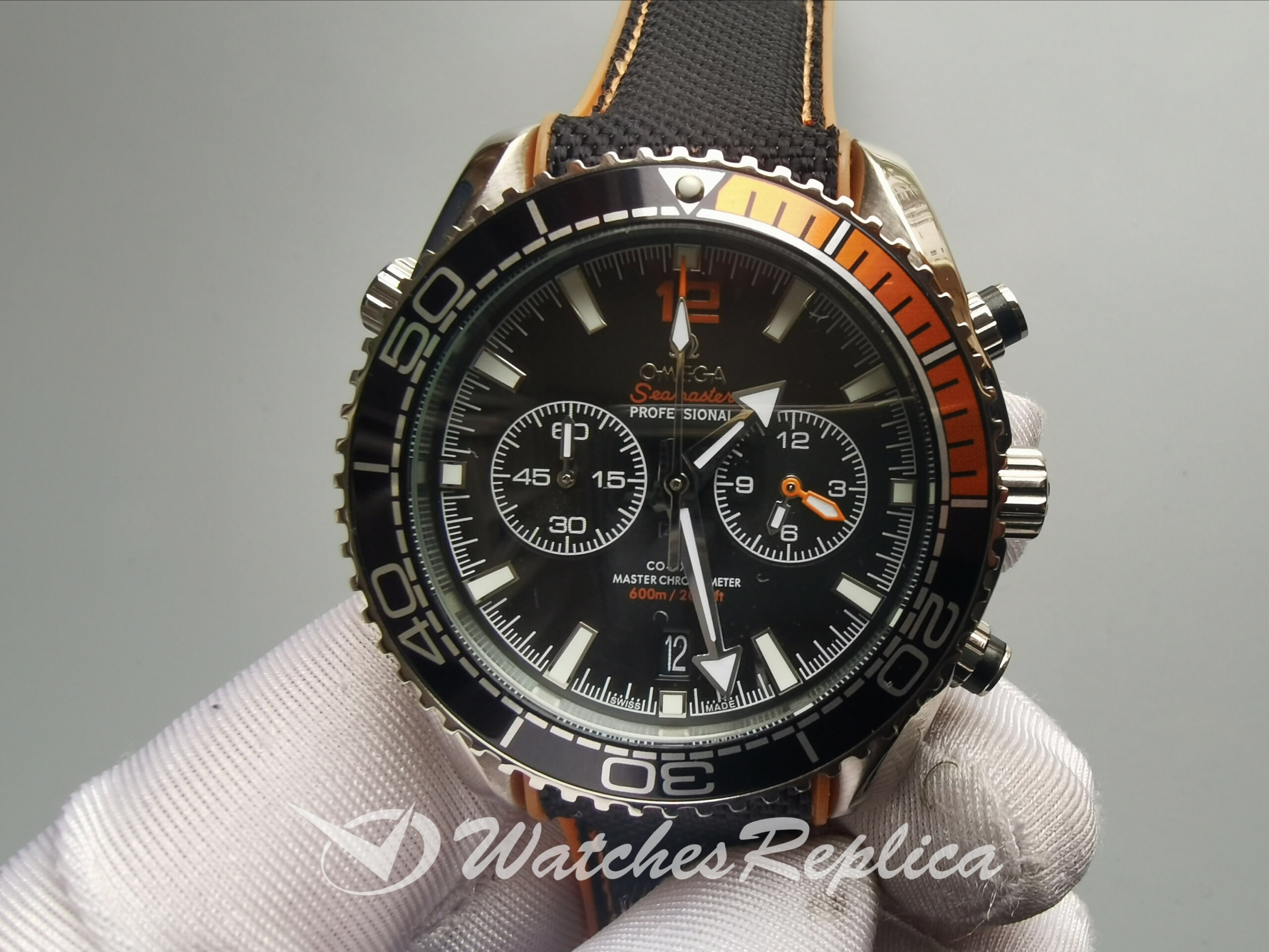 Omega Seamaste 215.32.46.51.01.001 45.5mm Steel Case And Black For Men Watch