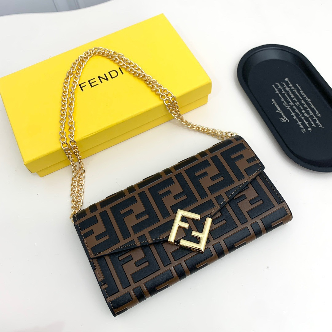 Fendi Logo Old Flower FF Embossed Chain Waistcoat Shoulder Crossbody Bag