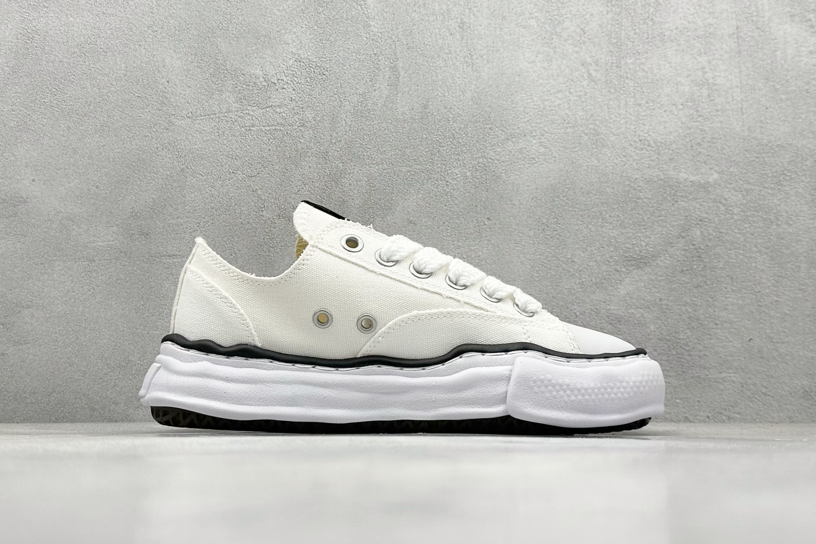 MMY / Maison MIHARA YASUHIRO Original Sole Canvas Low Sneakers Shoes