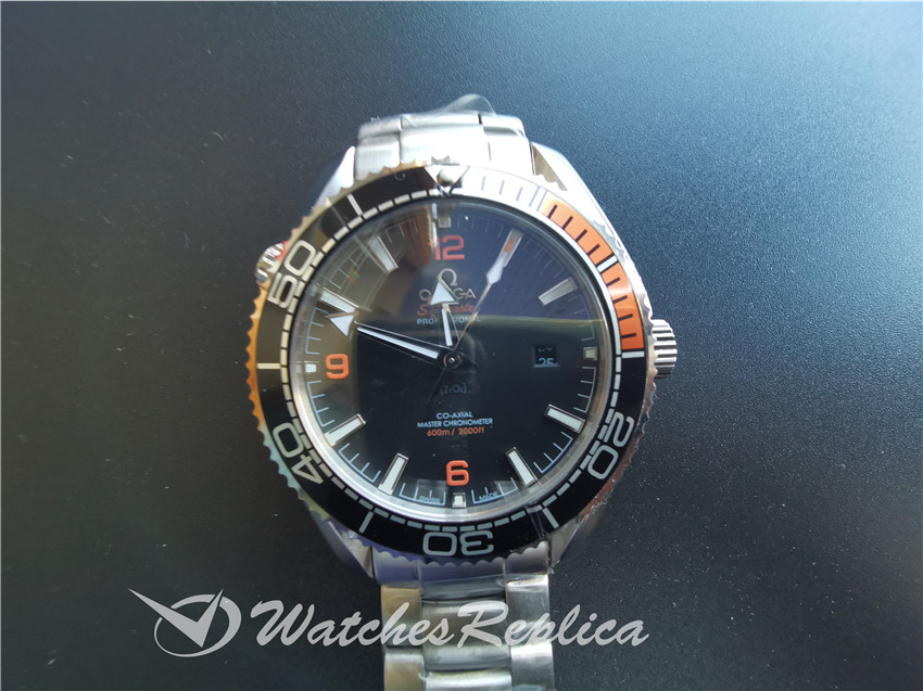 Omega Seamaster 215.30.44.21.01.002 316 Grade Stainless Steel Black Dial For Men 43.5mm Watch