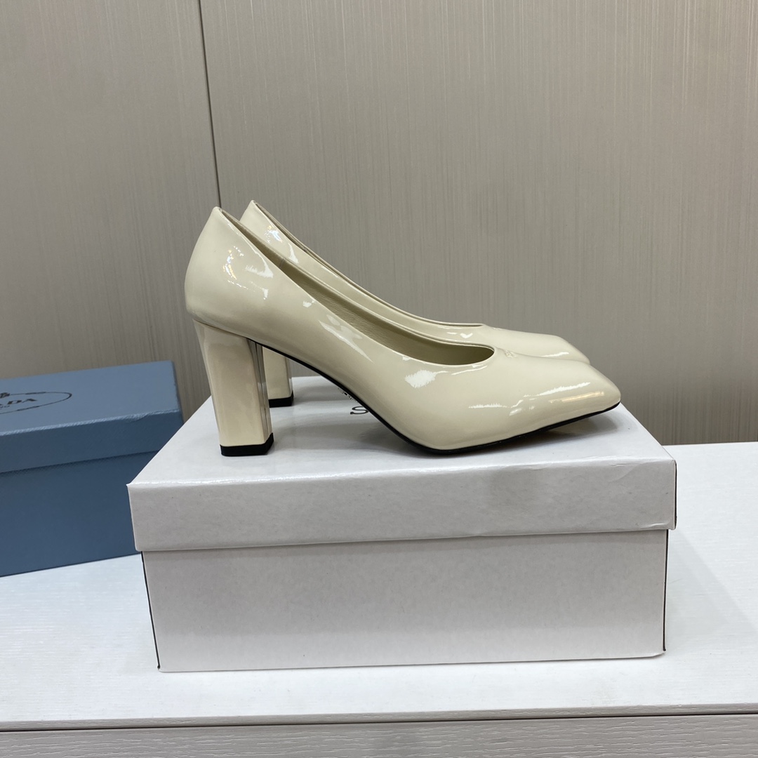 Prada Square Head High Heeled Chunky Sandals Slipper Rear Hollow Single Shoes