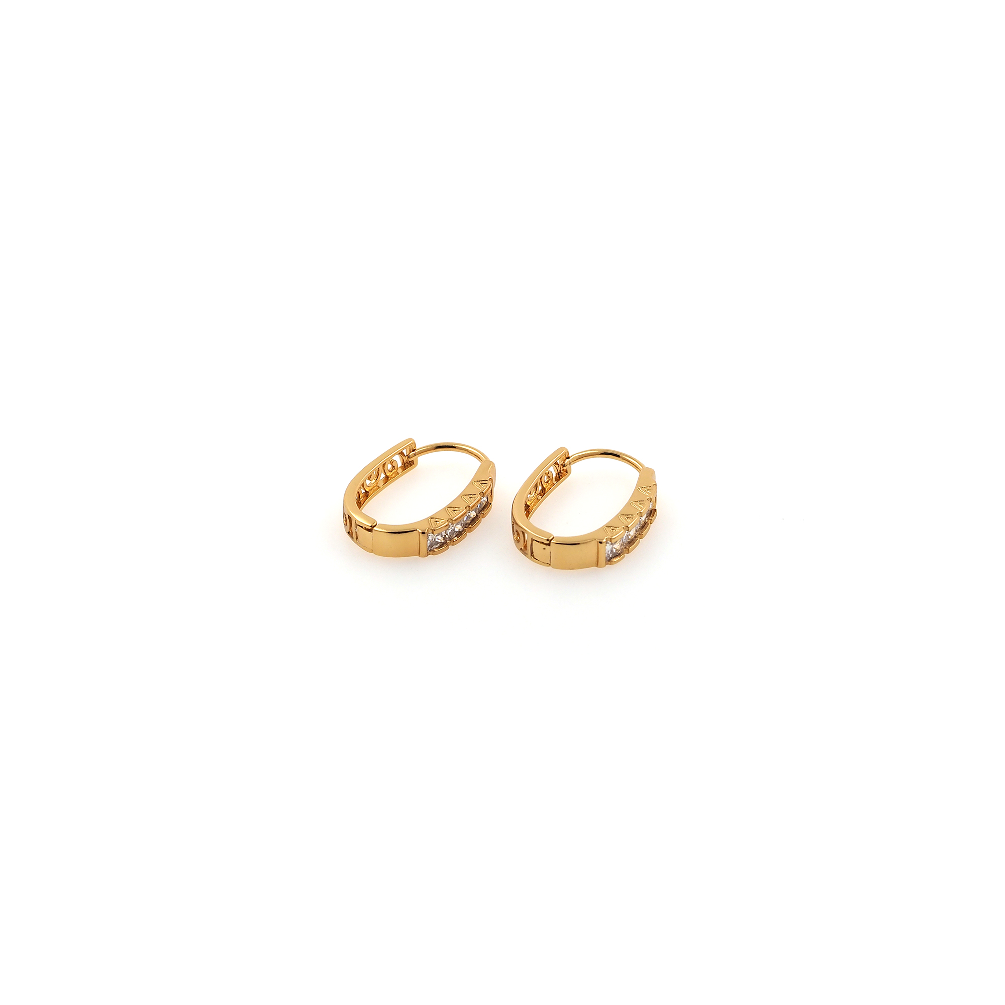18K Gold Filled Oval Hoop Earrings,Dainty Zirconia Earrings,Minimalist Hoops,Dainty CZ Hoops Huggie