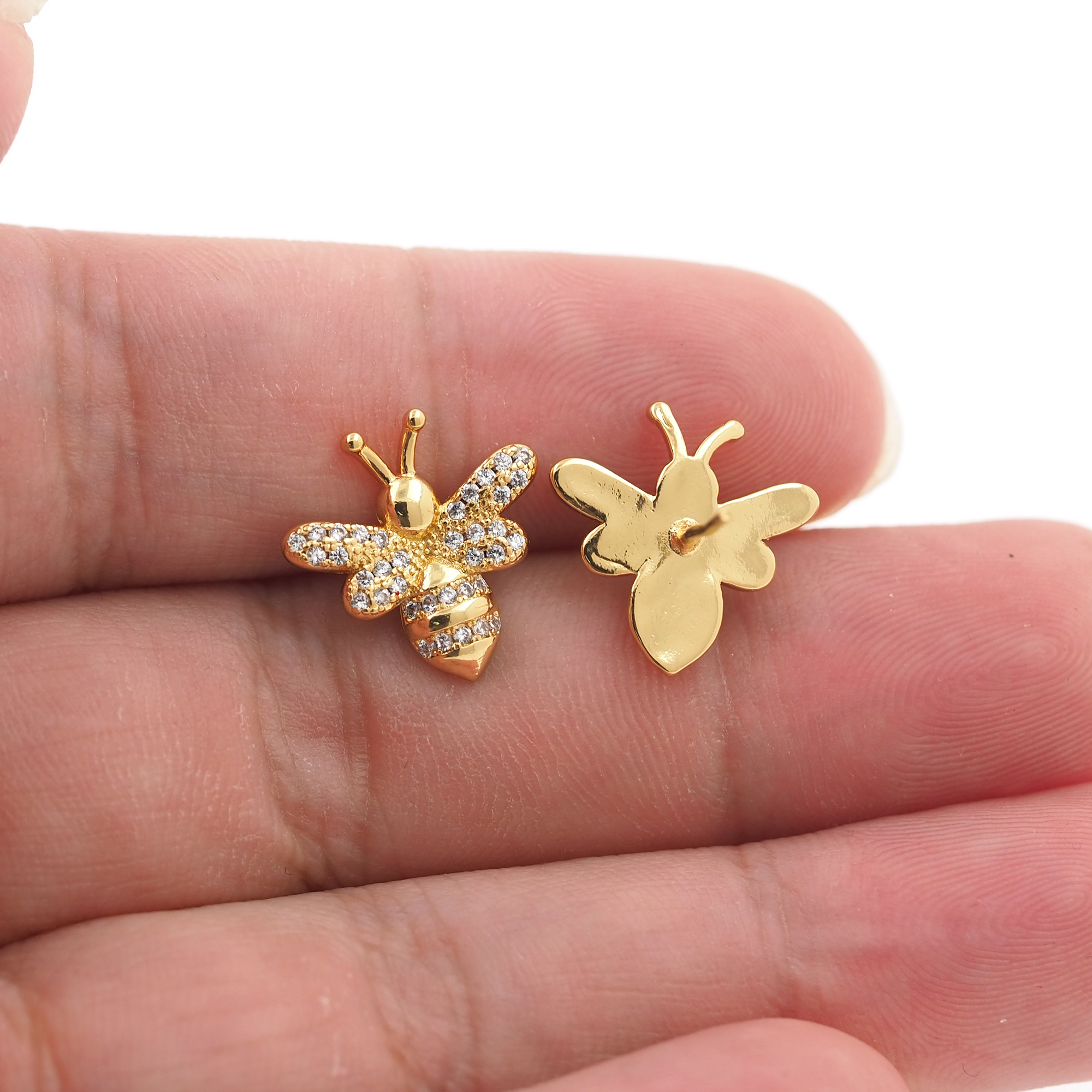 18K Gold Filled Bee Stud Earrings,CZ Micro Pave Bee Earrings,Insect Earrings,Minimalist Earring,Gift for Wife