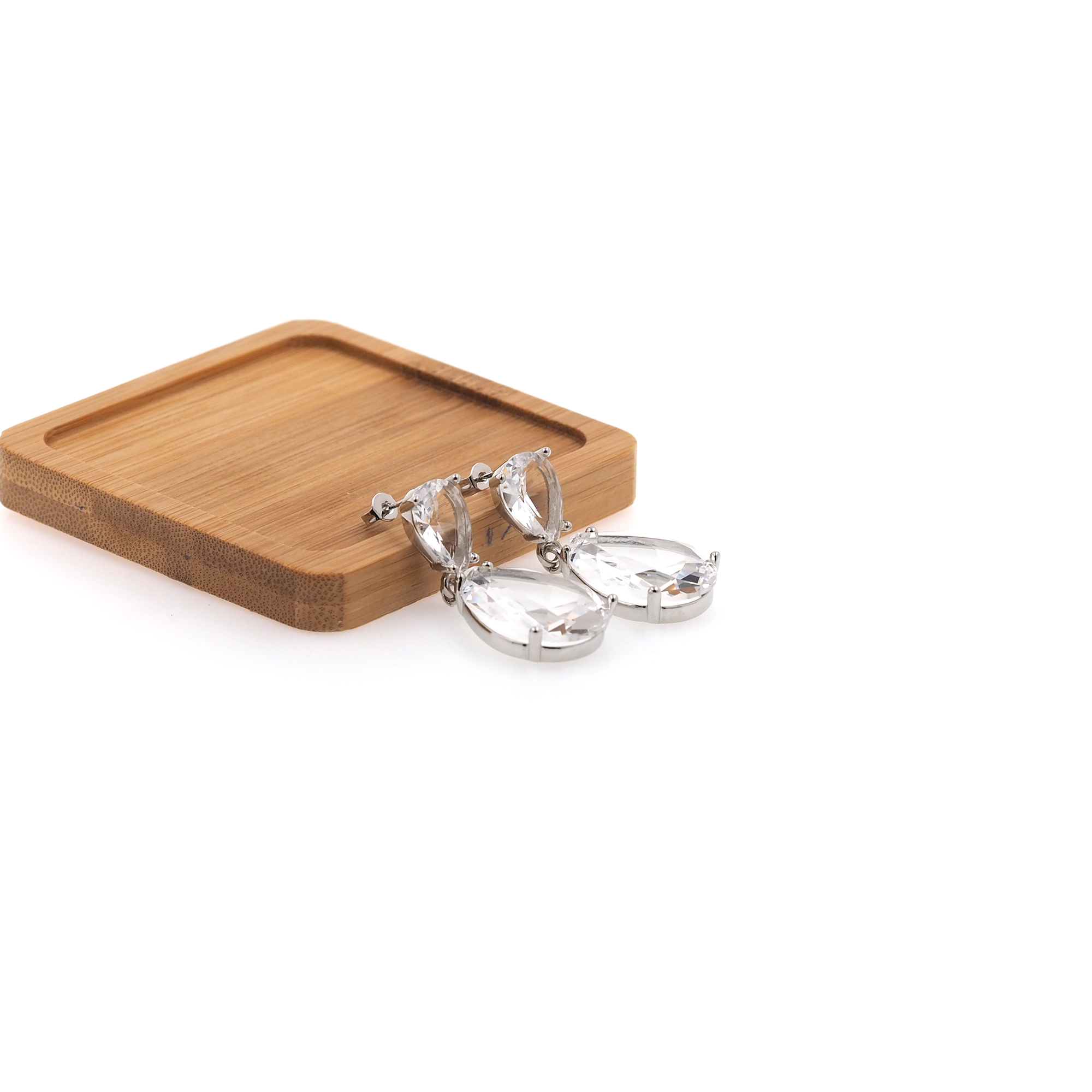 18K Gold Filled Teardrop Stud Earrings,CZ Micro Pave Teardrop Earrings,Dainty Earrings,Minimalist Earring,Gift for Wife