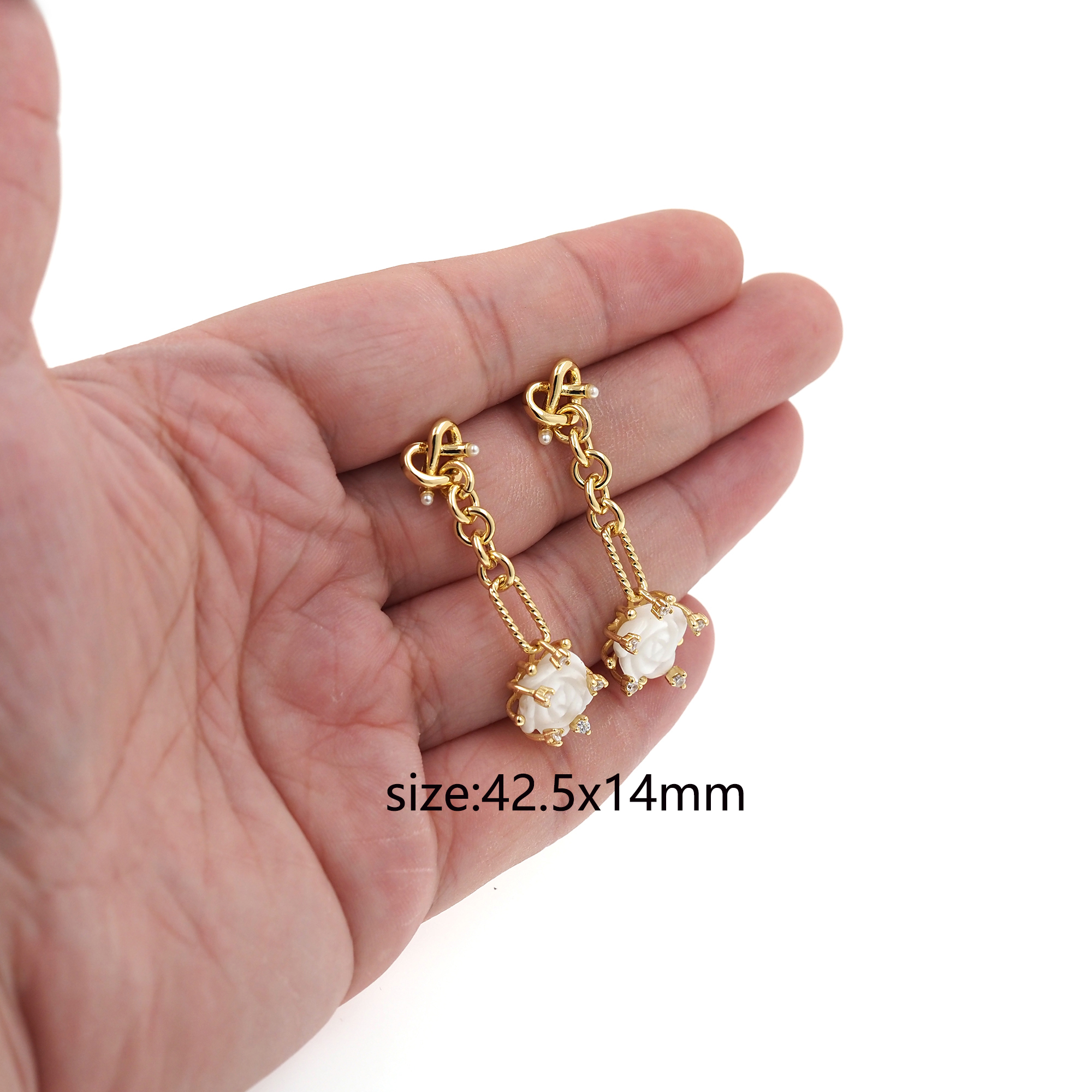 18K Gold Filled Rose Stud Earrings,Flower Earrings,Dainty Earrings,Minimalist Earring,Gift for Wife