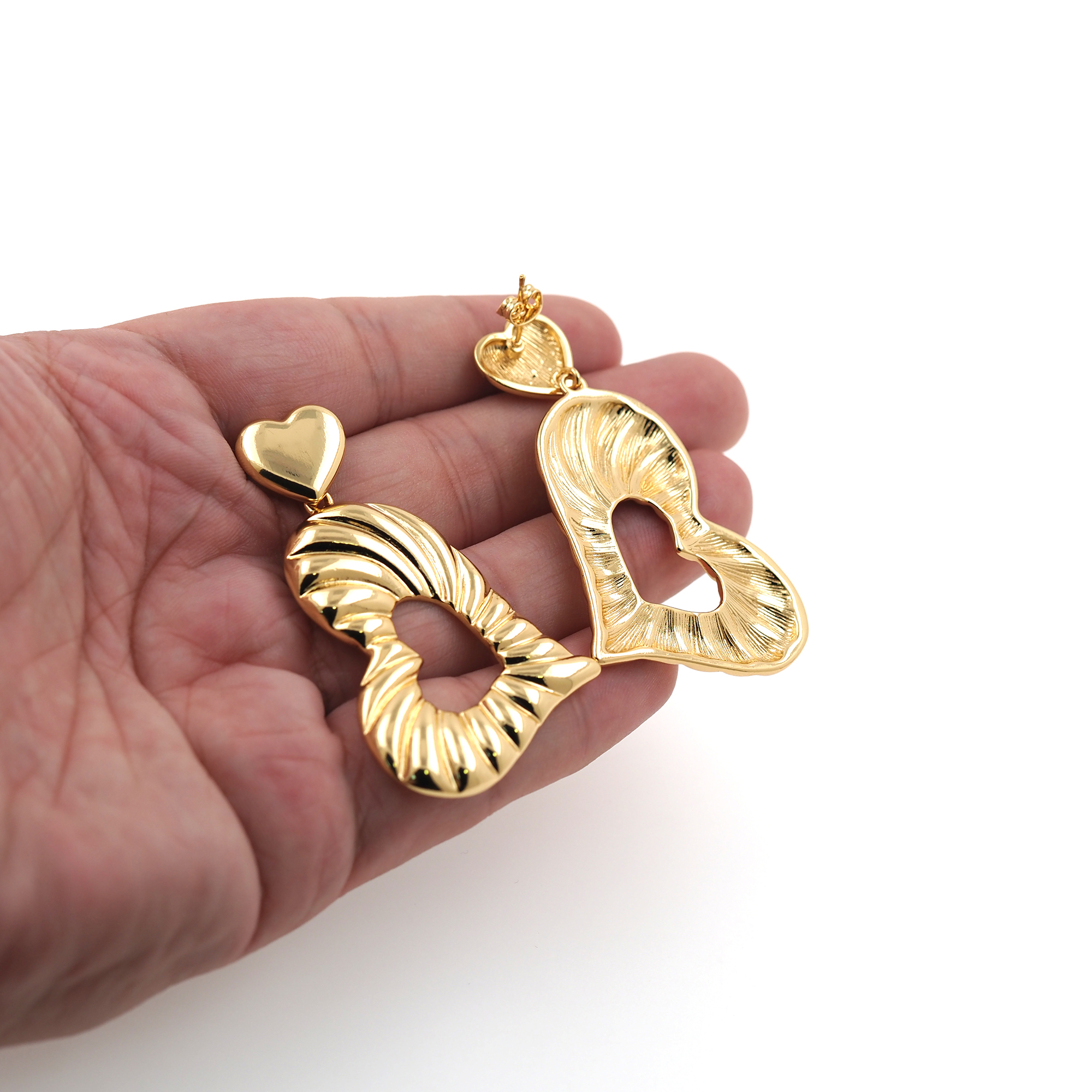 18K Gold Filled Heart Stud Earrings,Dangle Earring,Heart Earrings,Dainty Earrings,Minimalist Earring,Gift for Wife