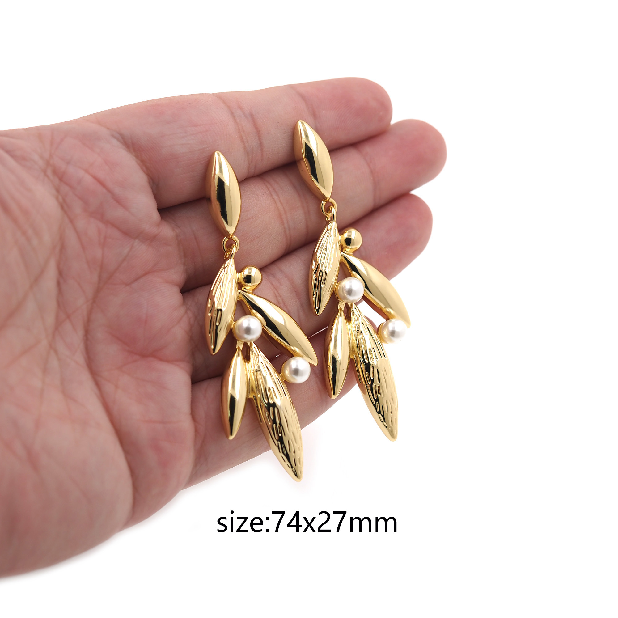 18K Gold Filled Leaf Stud Earrings,Dangle Earring,Leaf Earrings,Dainty Earrings,Minimalist Earring,Gift for Wife