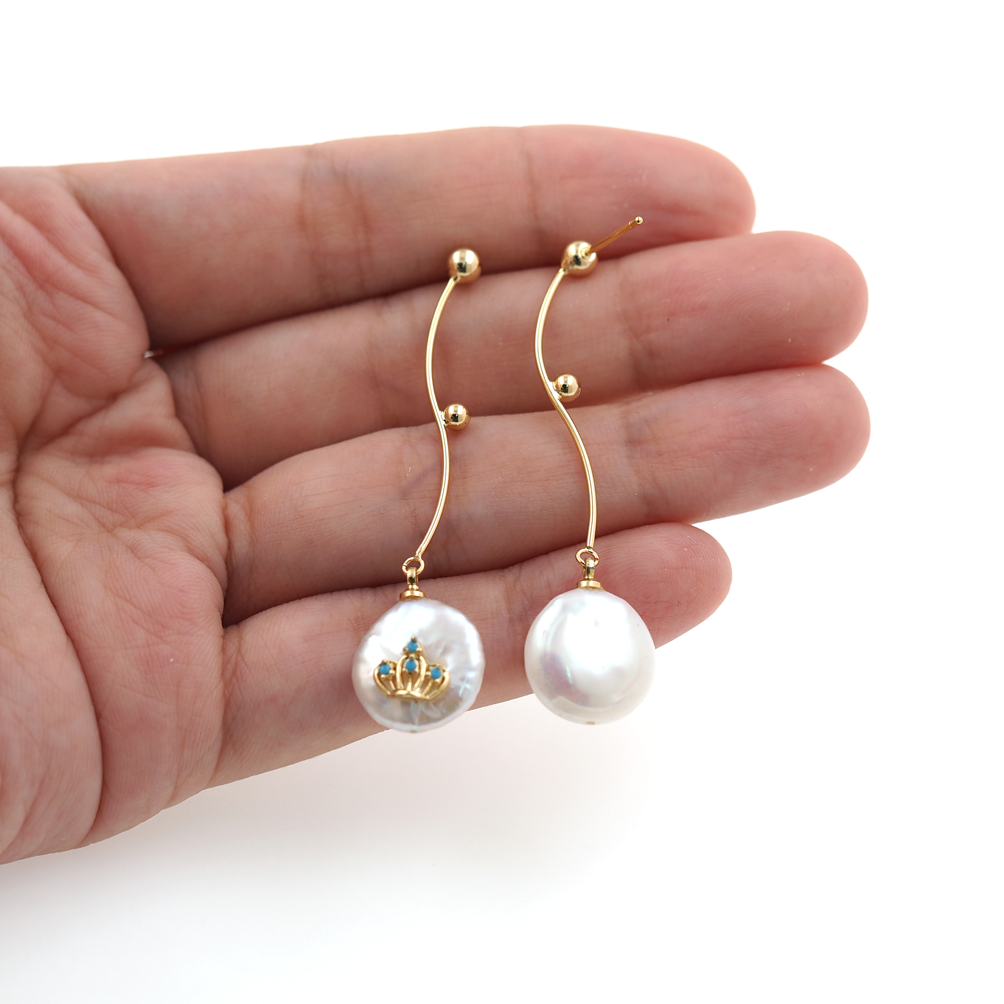 18K Gold Filled Crown Stud Earrings,Pearl Earrings,Minimalist Earring,Dainty Earrings,Gift for Wife