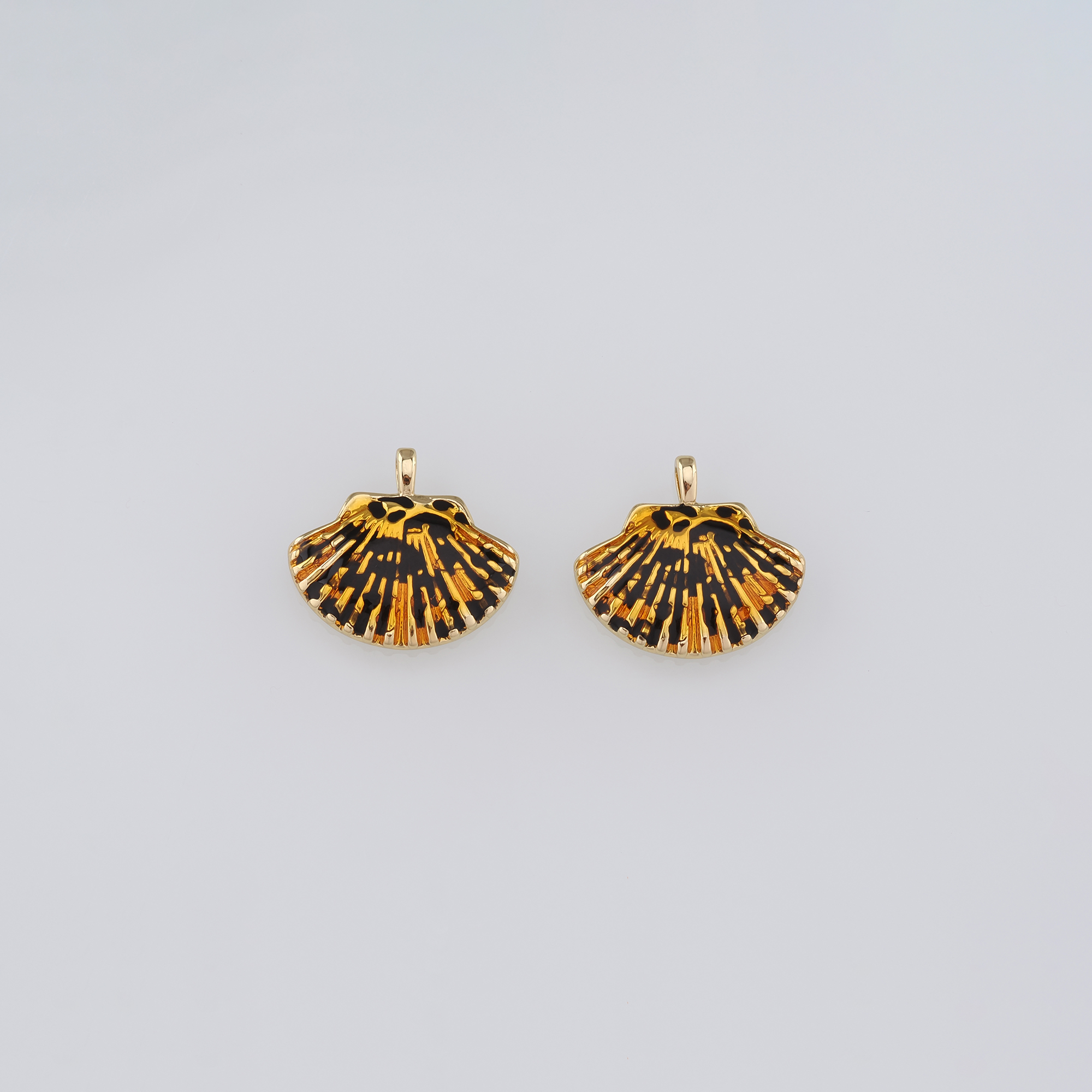 18K Gold Filled Scallop Pendant,Enamel Scallop Charm Earrings Necklace for DIY Jewelry Making Supply