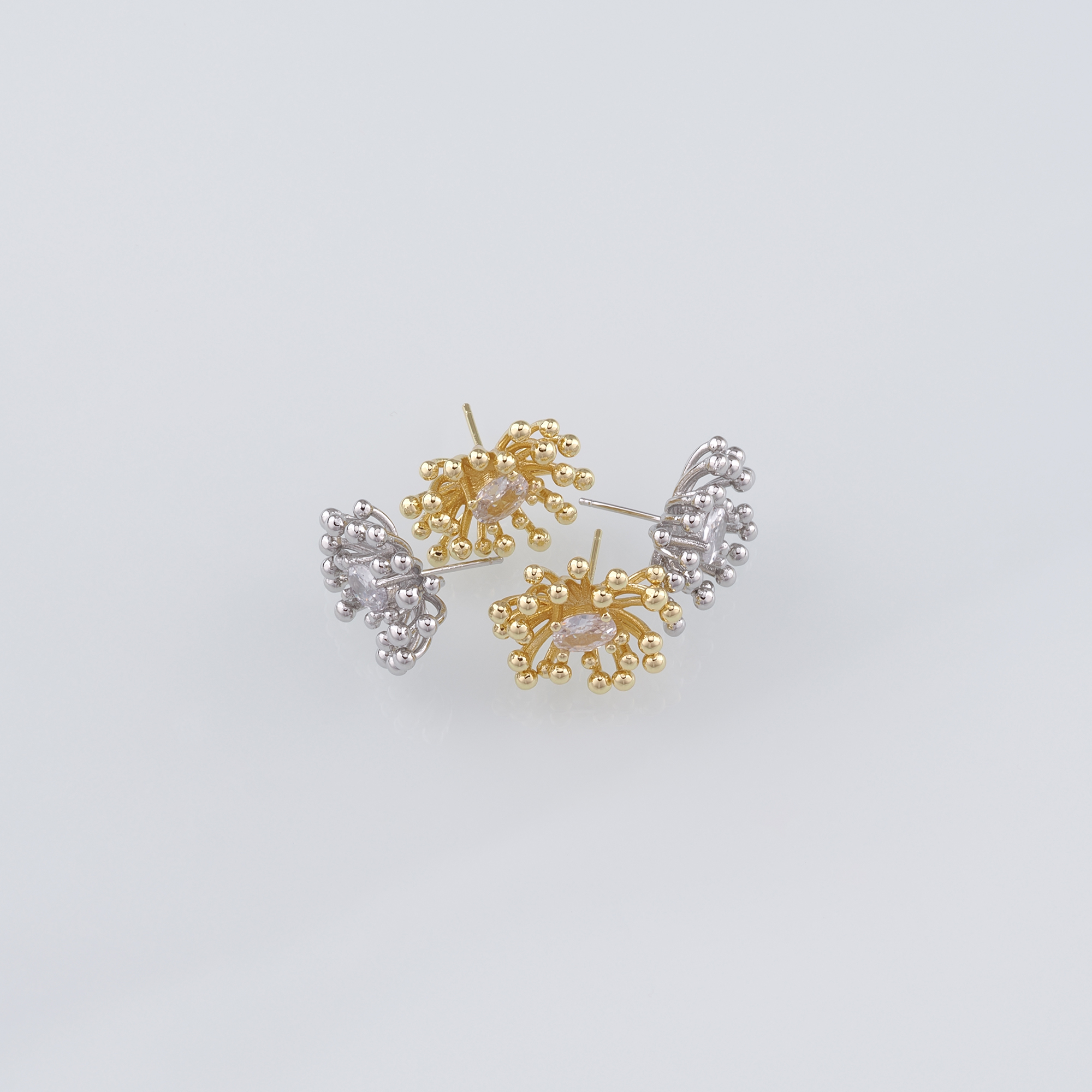 18K Gold Filled Dandelion Stud Earrings,Dainty Earrings,Minimalist Earrings,Gift for Her