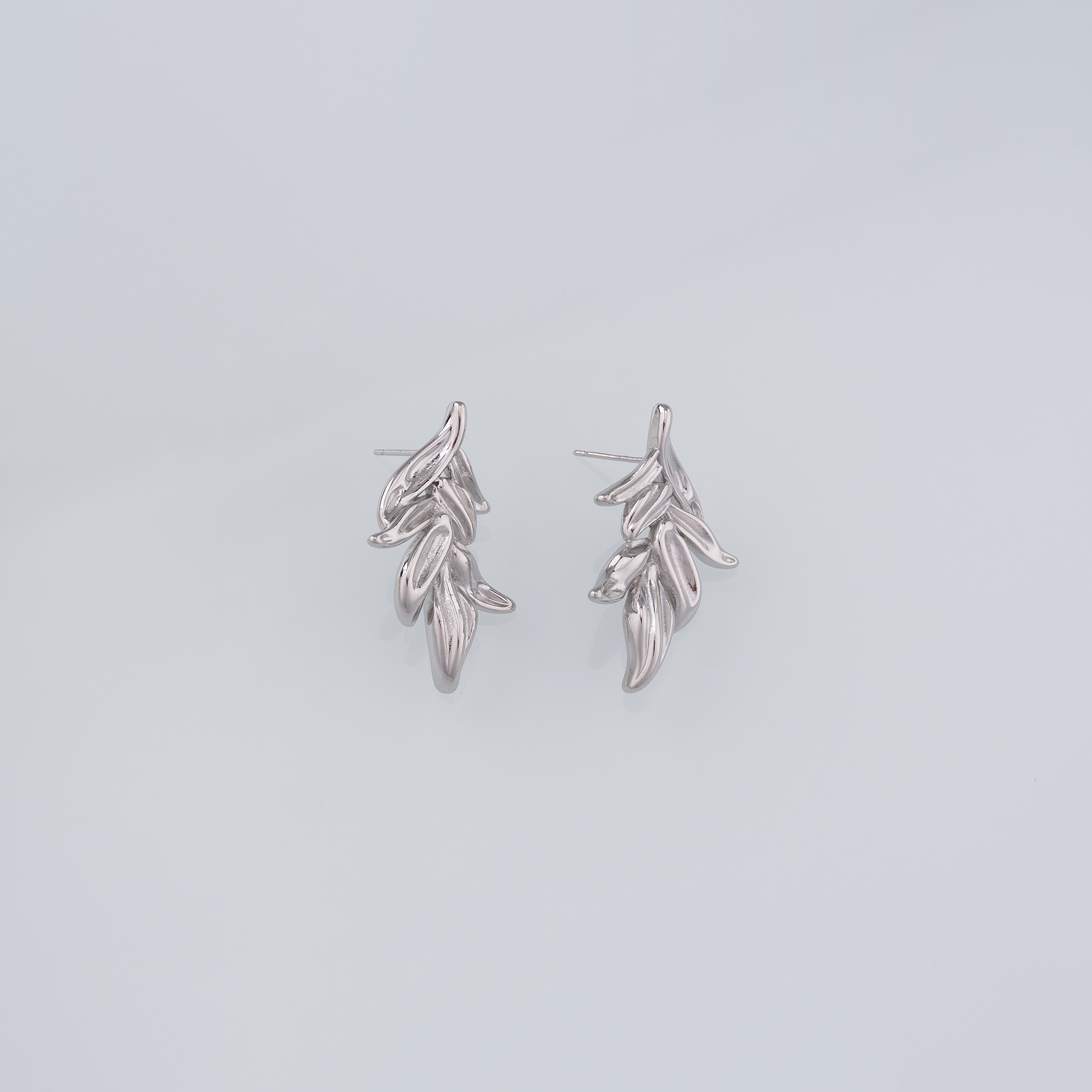 18K Gold Filled Leaf Stud Earrings,Leaf Earrings,Dainty Earrings,Minimalist Earring,Gift for Wife