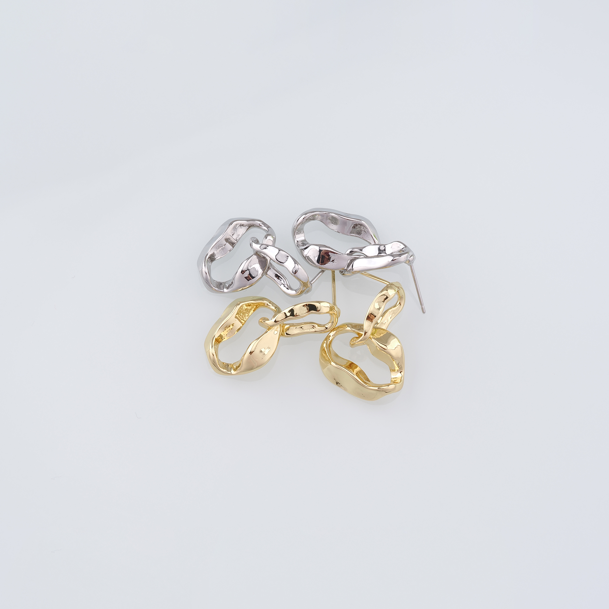 18K Gold Filled Cowrie Shell Stud Earrings,Dainty Earrings,Gold Earrings,Minimalist Earrings,Everyday Earrings