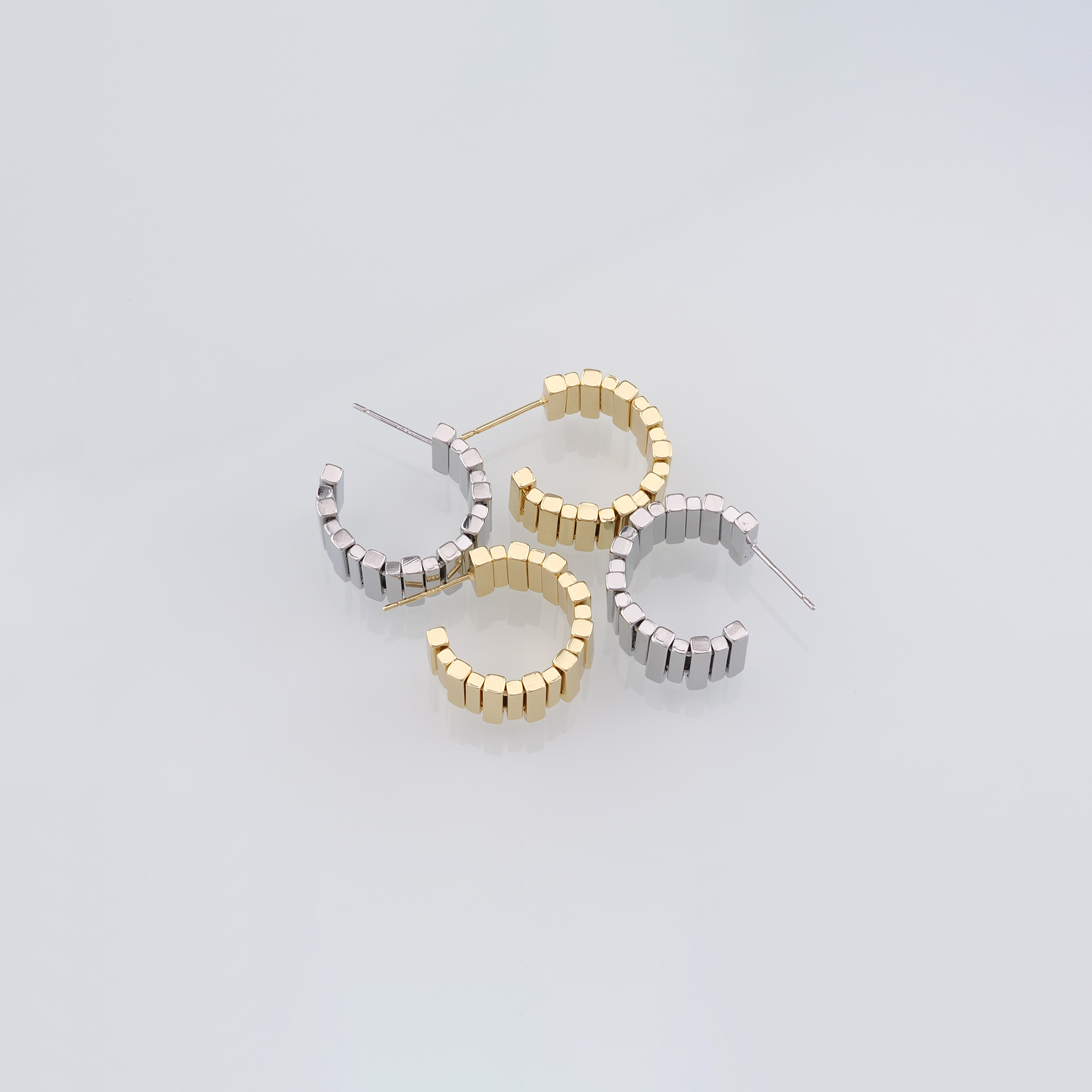 18K Gold Filled Thick Hoops,Dainty Hoops,Gold Huggies Hoop Earrings,Minimalist Earrings