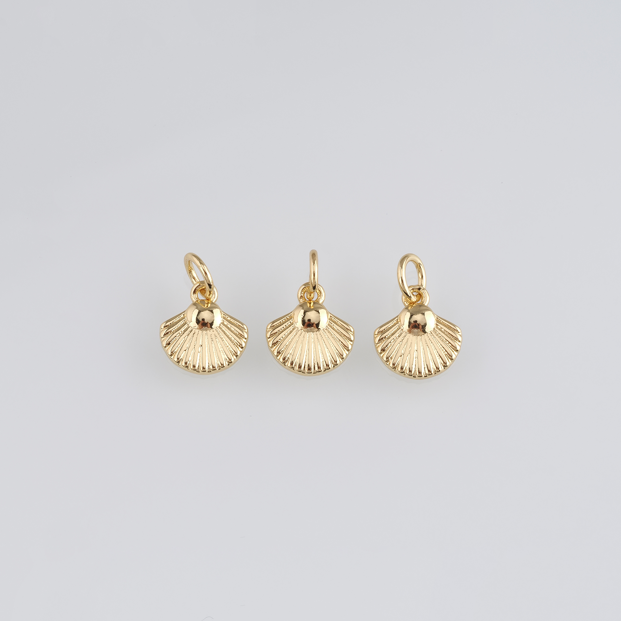 18K Gold Filled Scallop Pendant,Scallop Charm Earrings Necklace for DIY Jewelry Making Supply