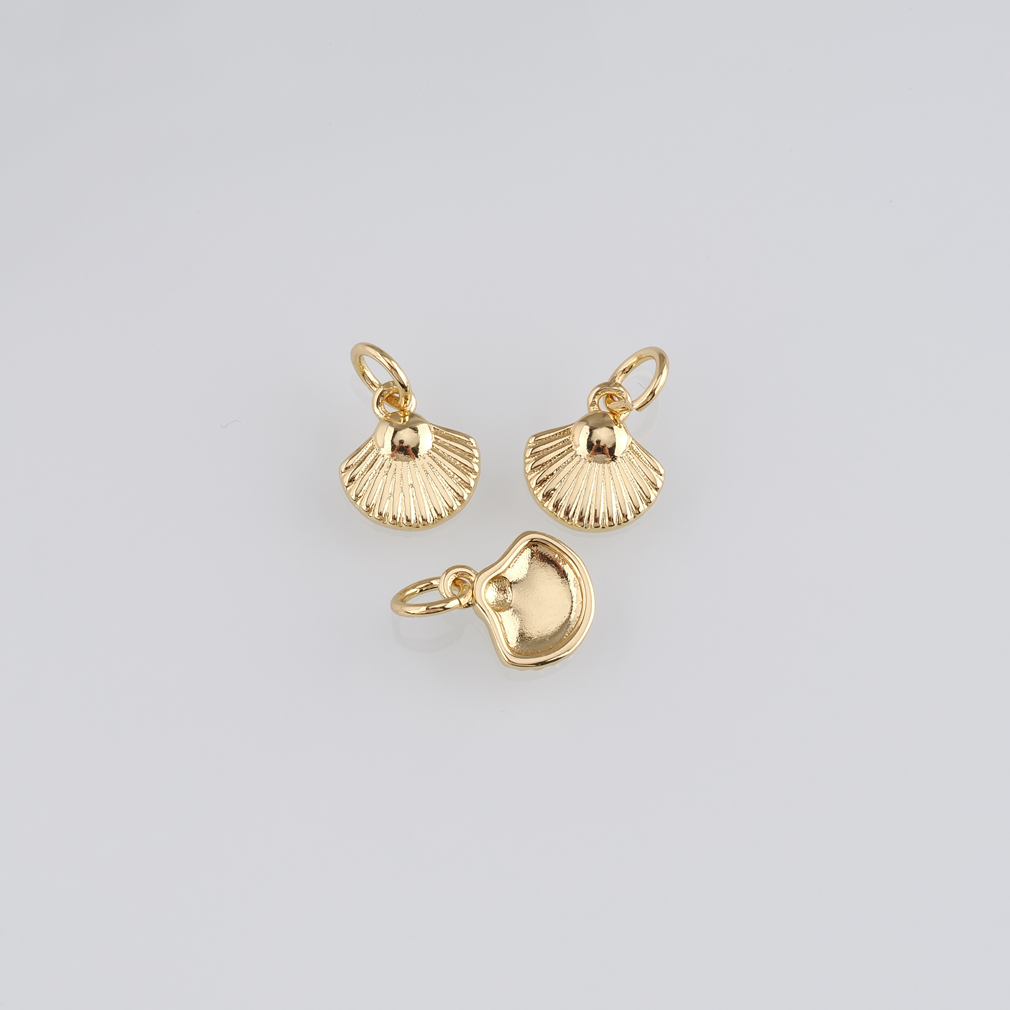 18K Gold Filled Scallop Pendant,Scallop Charm Earrings Necklace for DIY Jewelry Making Supply