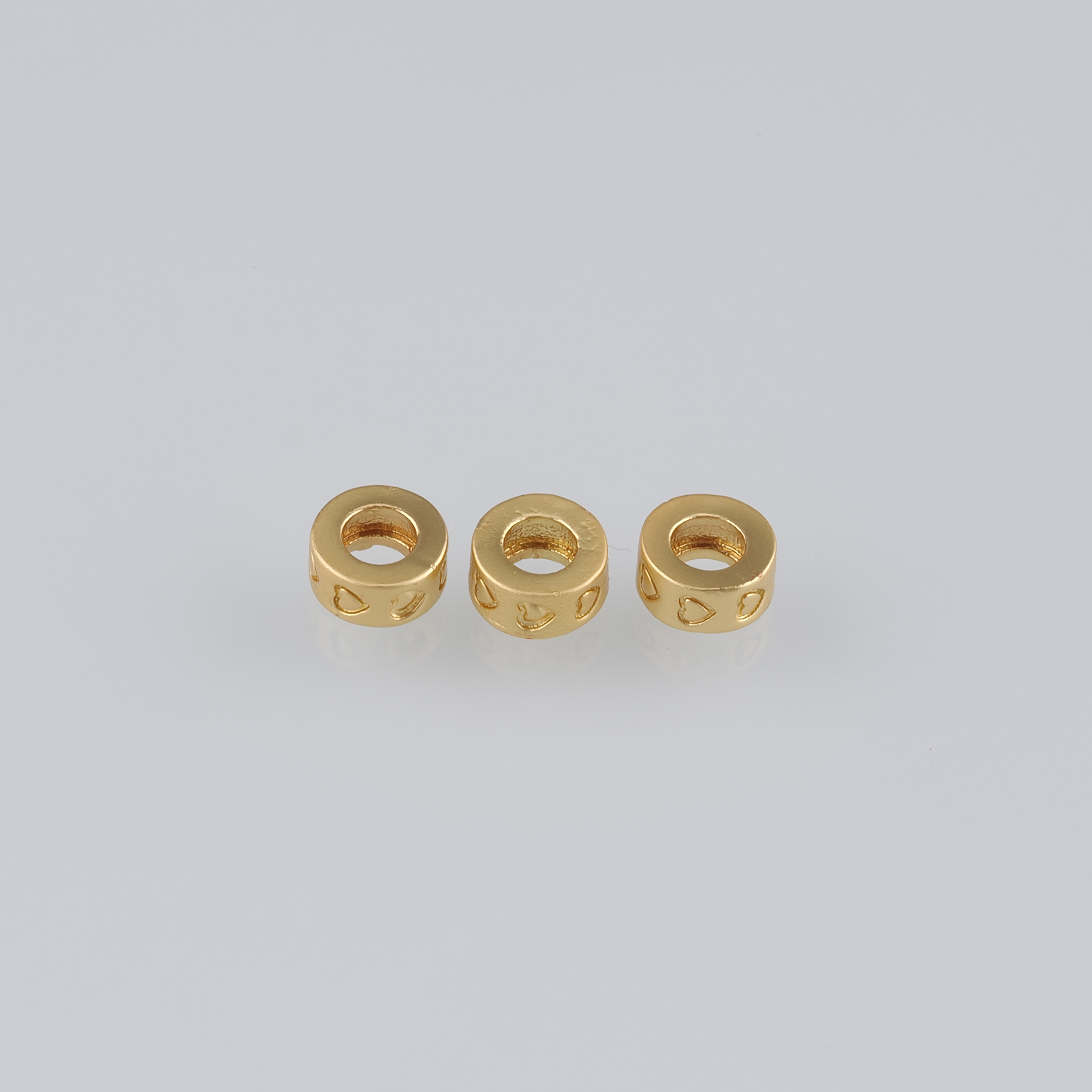 20Pcs 18K Gold Filled Heart Spacer Beads,Dainty Round Flat Spacer Beads,DIY Jewelry Making Supply