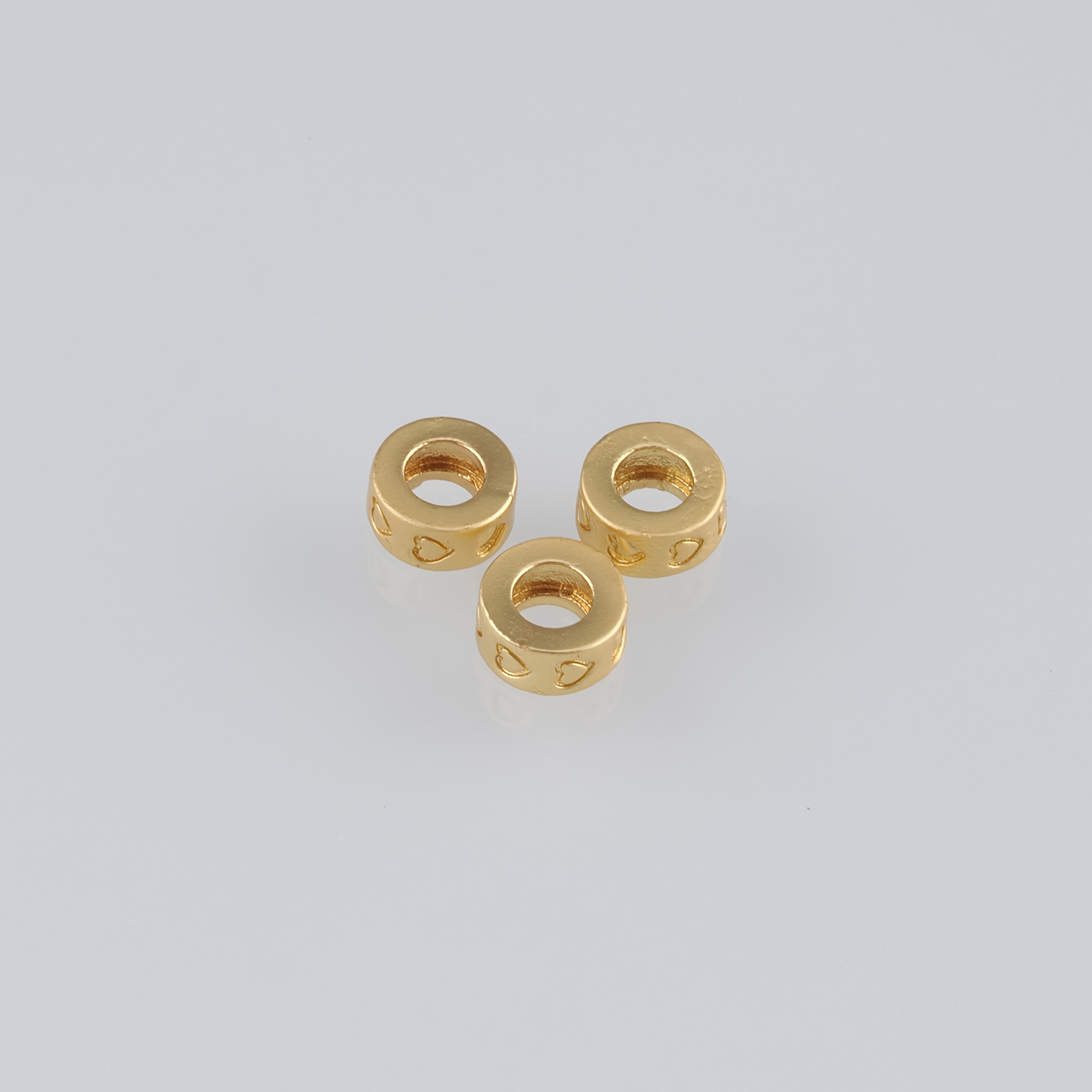 20Pcs 18K Gold Filled Heart Spacer Beads,Dainty Round Flat Spacer Beads,DIY Jewelry Making Supply
