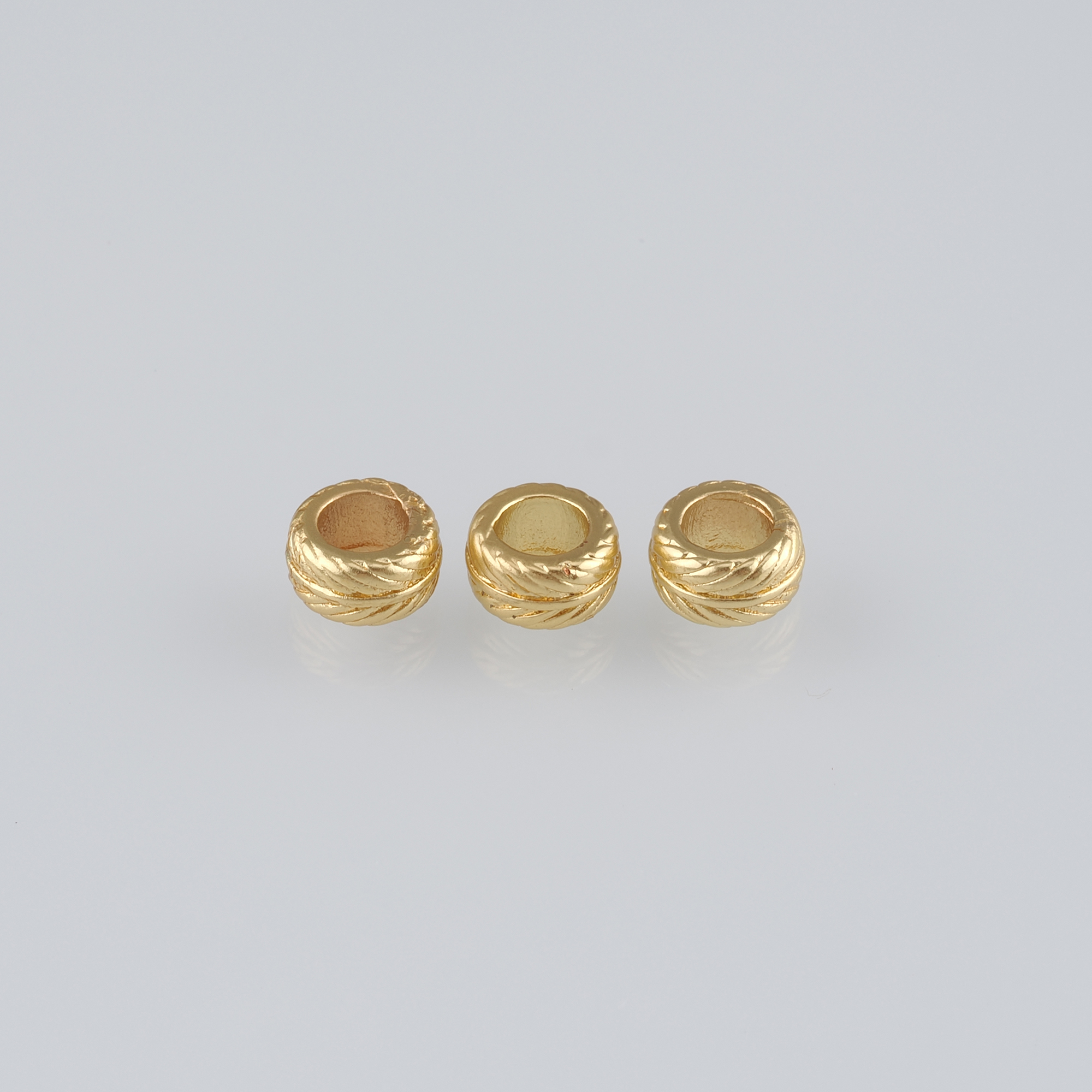 20Pcs 18K Gold Filled Feather Spacer Beads,Dainty Feather Beads for Bracelet Jewelry Necklace Making Supply