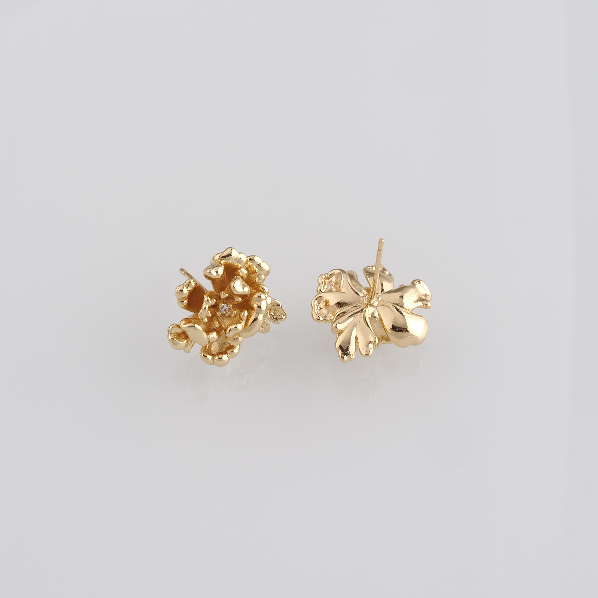18K Gold Filled Flower Stud Earrings,Dainty Earrings,Minimalist Earring,Gift for Wife